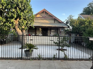 586 W Center St, Pomona, CA 91768