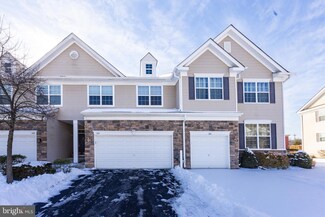 322 Roarks Trail, Warminster, PA 18974