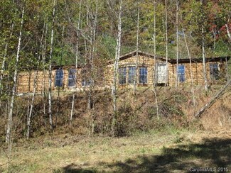 24 Libby Dr, Weaverville, NC 28787