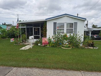 404 5th St, Valrico, FL 33594