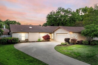 4317 Willow Way Rd, Fort Worth, TX 76133