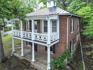 2712 Beech Ave, Buena Vista, VA 24416