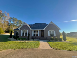 274 Crown Pointe Rd, Hamilton, AL 35570