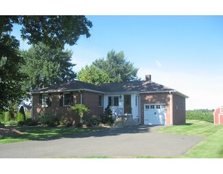 144 South St, Granby, MA 01033