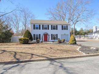 5 Highland Dr, Barnegat, NJ 08005