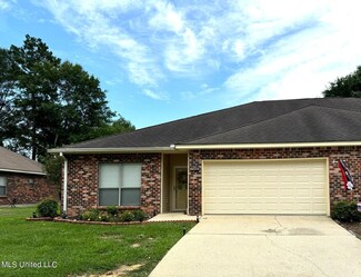 1234 Kapalama Ct, Diamondhead, MS 39525
