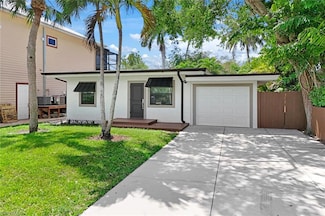 3240 Collee Ct, Naples, FL 34112