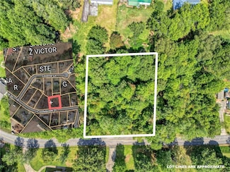 213 Castlebrook Dr, Walhalla, SC 29691