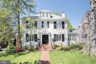 3919 Oliver St, Chevy Chase, MD 20815