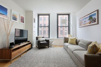 346 Congress St Unit 305, Boston, MA 02210