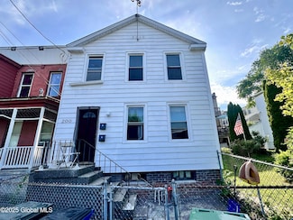 200 Mohawk St Unit 2, Cohoes, NY 12047