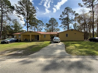 1407 Pine St, Waycross, GA 31503