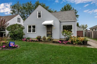 44 Mcconkey Dr, Buffalo, NY 14223