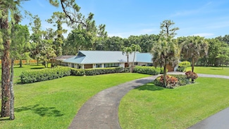 160 Forester Ct, Wellington, FL 33414