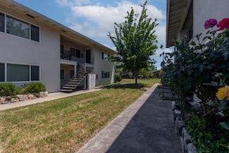 3326 Lerwick Rd, Sacramento, CA 95821