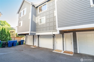 12723 35th Ave NE Unit B, Seattle, WA 98125