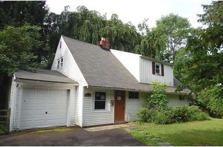8618 Patton Rd, Glenside, PA 19038