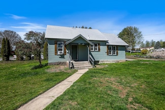 804 Lincoln St, Cheney, WA 99004