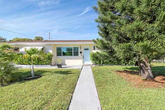 230 W 19th St, Riviera Beach, FL 33404
