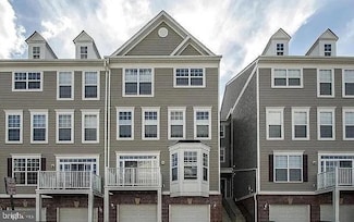 13681 Venturi Ln Unit 238, Herndon, VA 20171