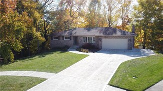 3265 Reckman Ct, North Royalton, OH 44133