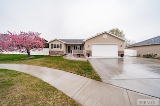2900 Agnes St, Idaho Falls, ID 83402