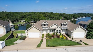 30 Southern Pine Ln, Lake Ozark, MO 65049