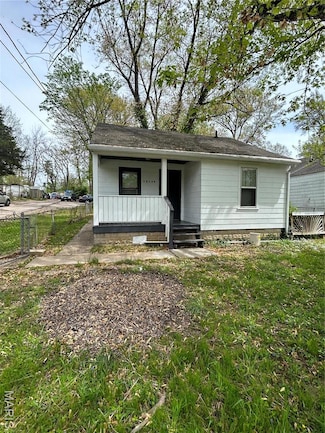 10140 Mayfair Dr, Saint Louis, MO 63136