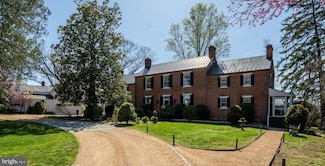 40035 Hedgeland Ln, Waterford, VA 20197