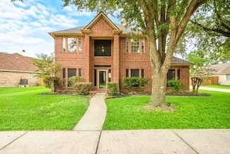 211 Mossey Oak Dr, Baytown, TX 77520