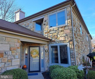 1 Morton Ct, Lawrence Township, NJ 08648