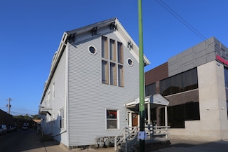 2458 N Clybourn Ave Unit 2F, Chicago, IL 60614