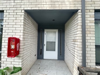 9009 Imogene St Unit E, Houston, TX 77036