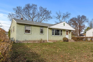 2681 Delaware Ave, Saint Paul, MN 55109