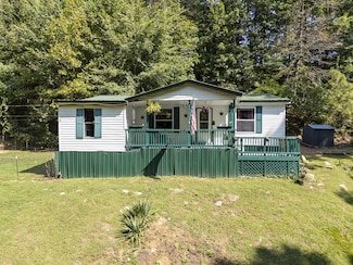 87 Ballard Hollow Rd, Taft, TN 38488