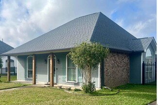 6131 Windwood Dr, Zachary, LA 70791