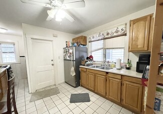 11 Romsey St Unit 1, Dorchester, MA 02125