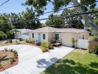 3115 Bay Ln, Clearwater, FL 33759