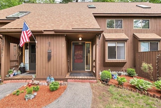 7 Victoria Dr, MerriMacK, NH 03054