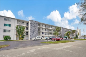 4906 Victoria Dr Unit 209, Cape Coral, FL 33904