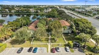 121 NW 108th Ave, Pembroke Pines, FL 33026