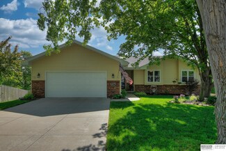 4377 S 153rd Cir, Omaha, NE 68137