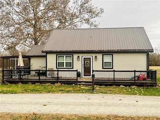 33518 Holt 150, Maitland, MO 64466