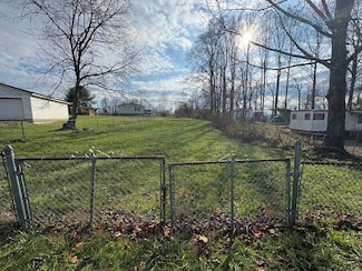113 Delta Road 145, Oak Hill, WV 25901