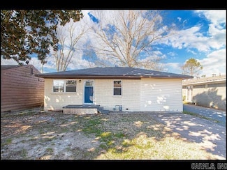 117 Mitcham Rd, North Little Rock, AR 72117