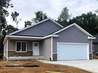 26106 Lake Terrace Cir, Elkhart, IN 46514