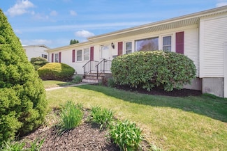 23 Dean St, North Dartmouth, MA 02747