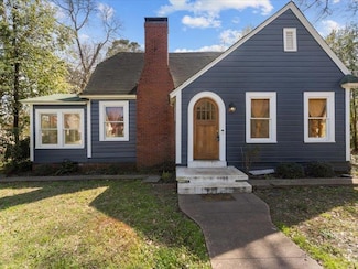 604 E Neches St, Palestine, TX 75801
