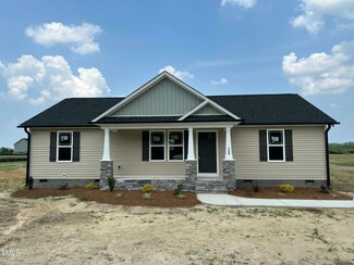 129 Grace Pond Ave, Benson, NC 27504