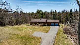 647 Meadow Rd, Hampden, ME 04444